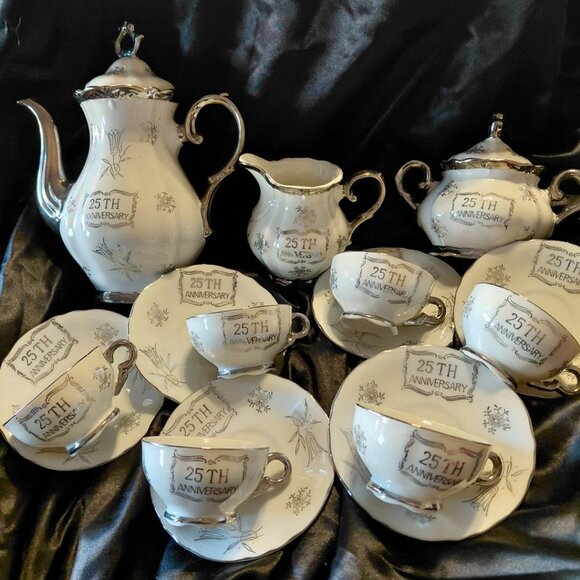 Vintage Empress by Haruta 17 Piece 25th Anniversary Tea Set - Picture 1 of 7